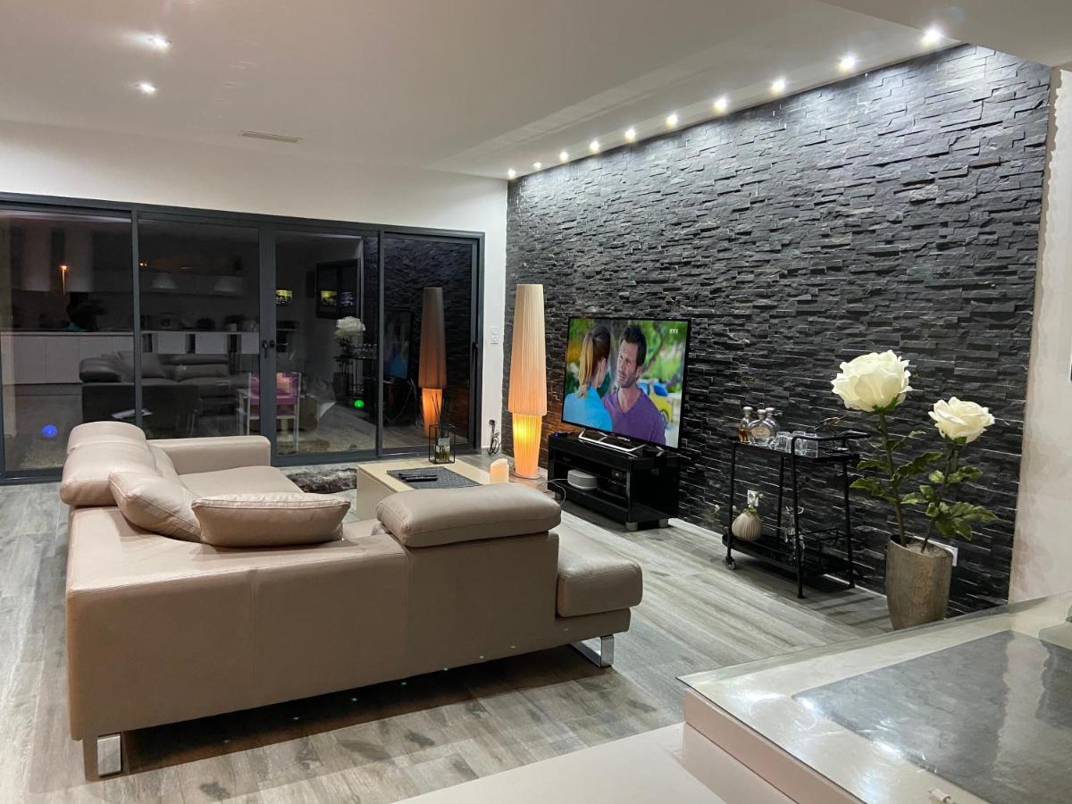 Fun And Sun Room Salles-dʼAude 外观 照片